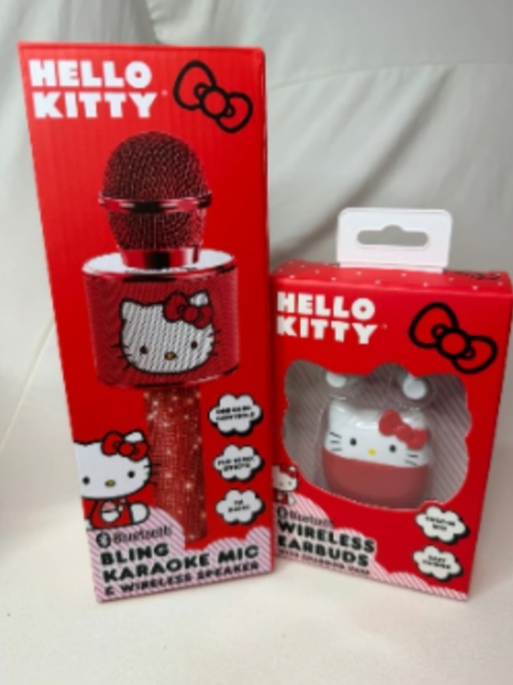 Hello Kitty Red Bling Karaoke Microphone and Wireless Earbuds Set